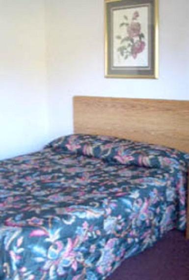 Parkside Inn Odessa Room photo